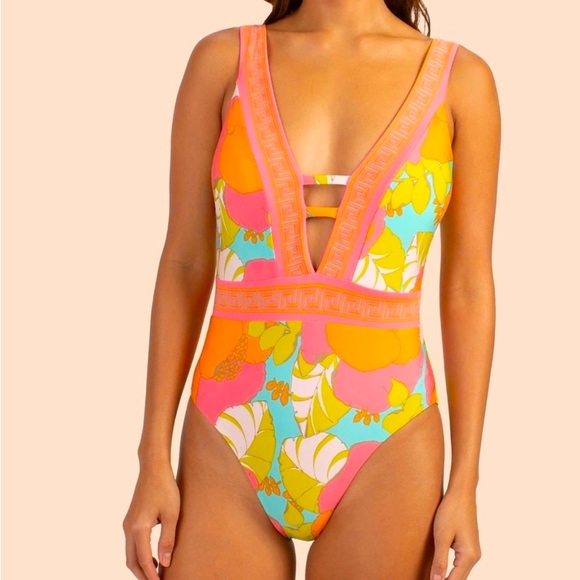 🪸Trina Turk worn twice needed 8 hand washed, fragrance free home🐠 - Picture 4 of 13